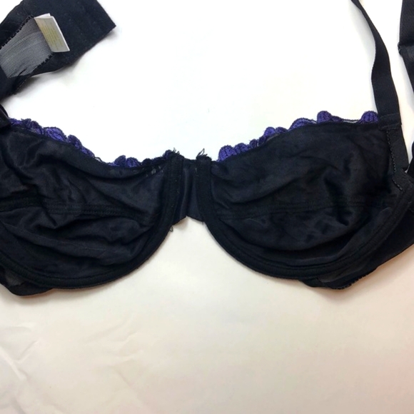 Delta Burke Black Sheer Purple Rose Embroidered Bra - Picture 3 of 10